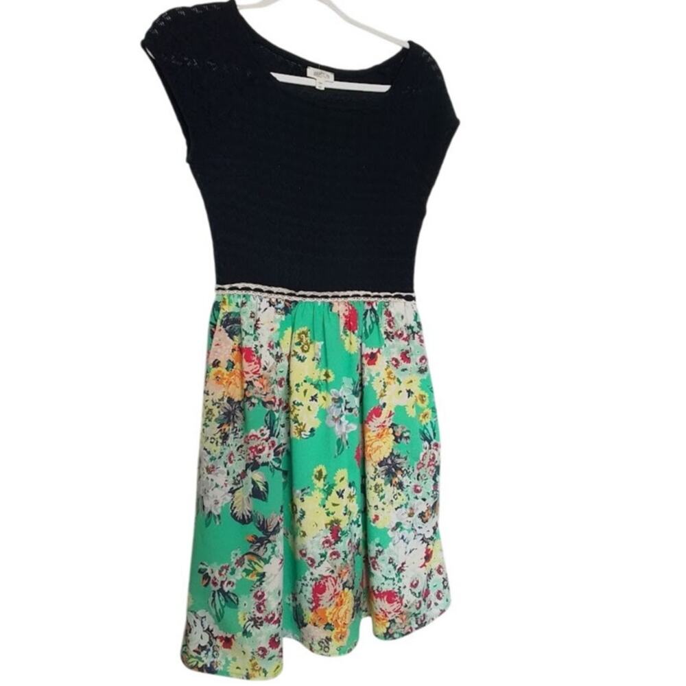 Weston XS Fit & Flare Dress Black Top Floral Skirt USA